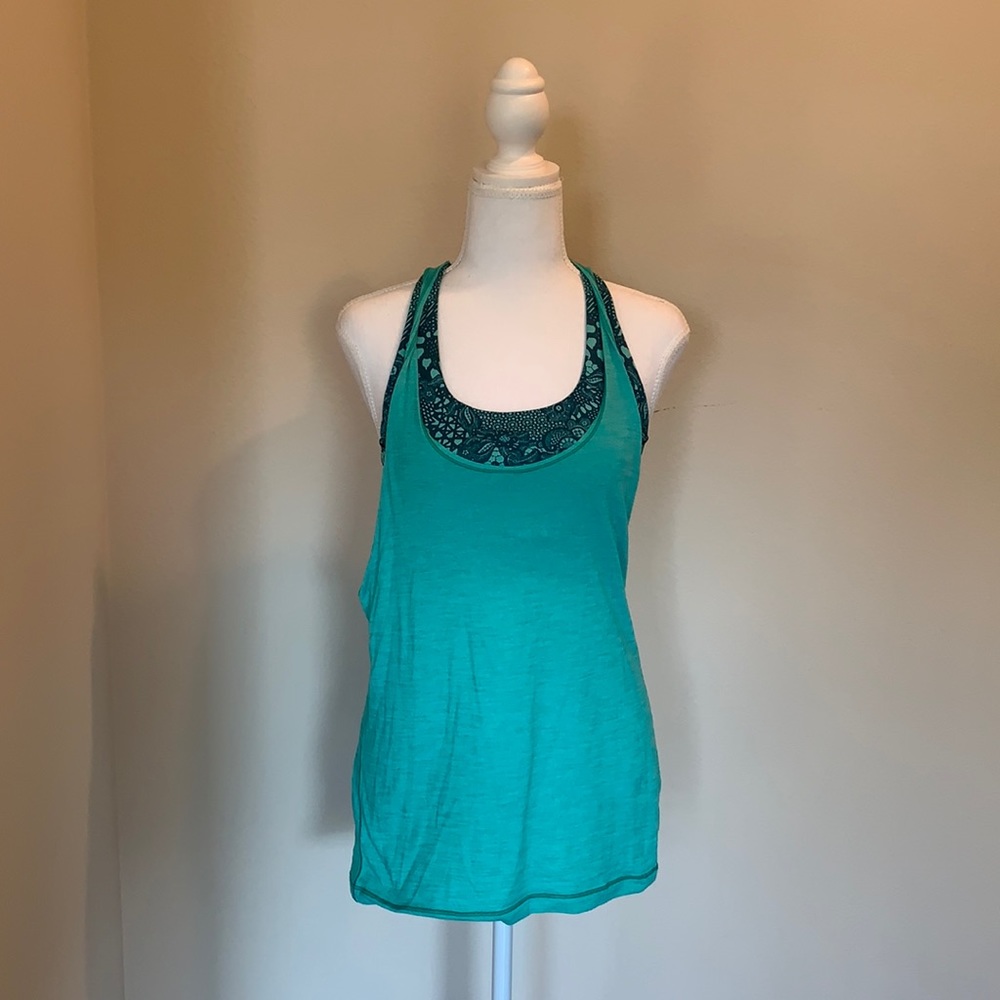 LULULEMON athletic top
